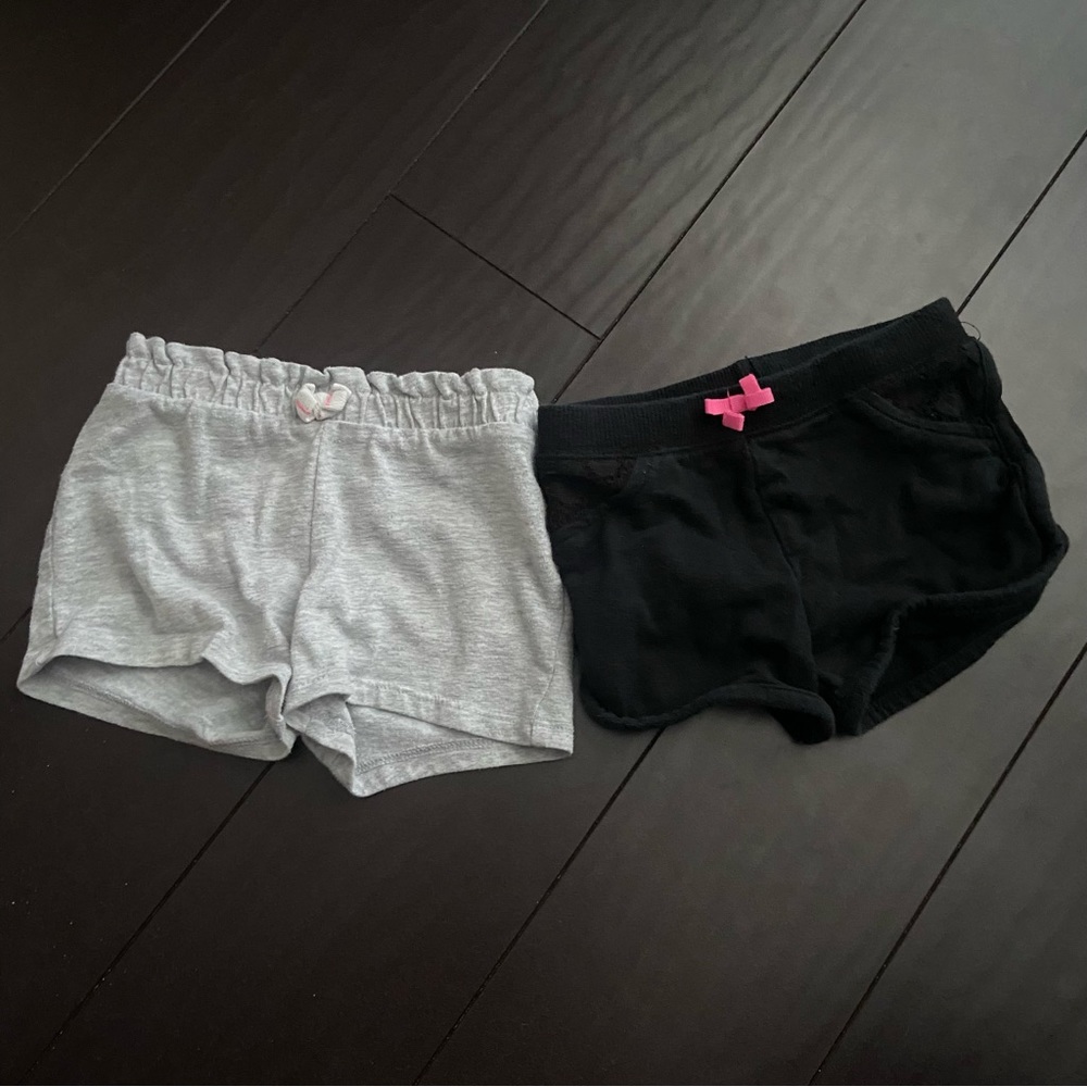Jumping Beans Toddler girl shorts gray & black size 12M EUC